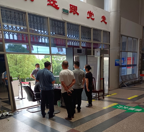 7.20210801赵俊仕参与省委新冠常态化防控工作专项巡回督查，暗访永州市汽车站.jpg