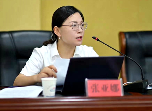 3、张亚娜授课.jpg